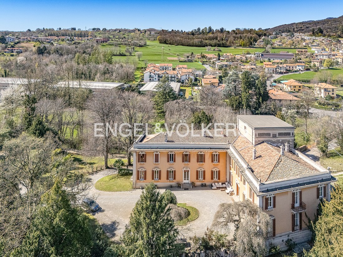 Villa in Albavilla, Lombardy, Italy 2 - 17903355