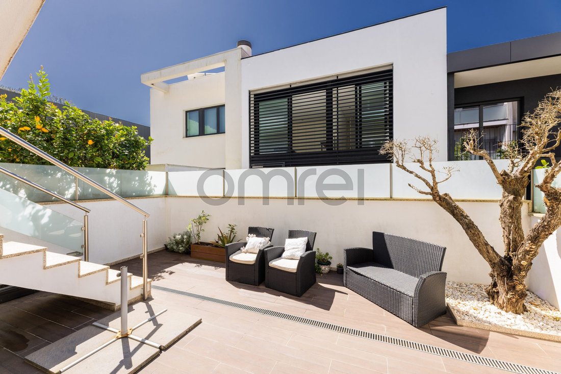 Villa in Nogueira, Fraiao e Lamacaes, Braga, Portugal 1 - 17903509