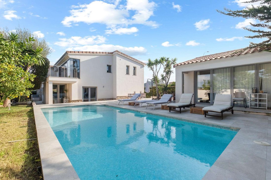 Villa in Rotes Velles, Calvia, Balearic Islands 1 - 17904468
