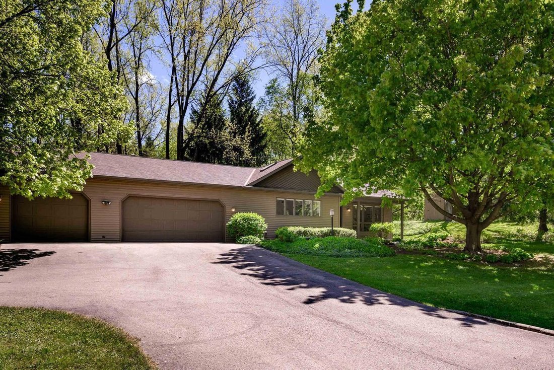 House in Cross Plains, Wisconsin, United States 2 - 17904150