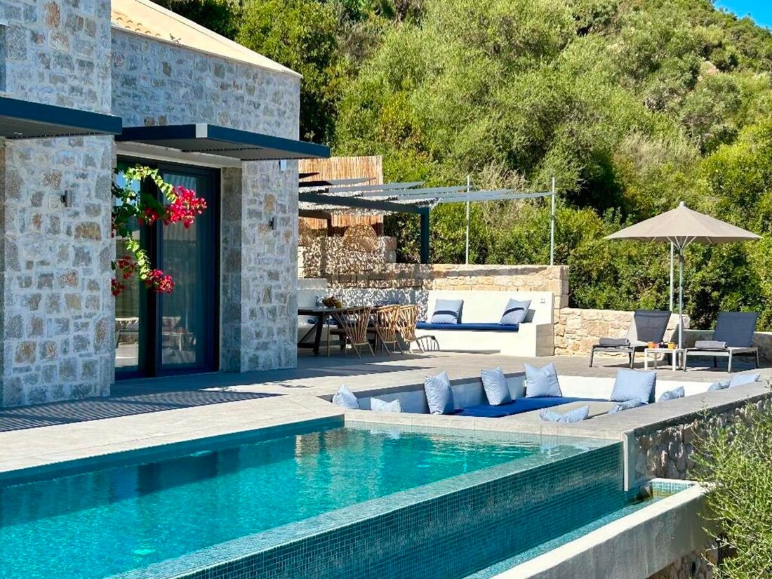 Villa in Eugirou, Apollonioi, Greece 1 - 17904181