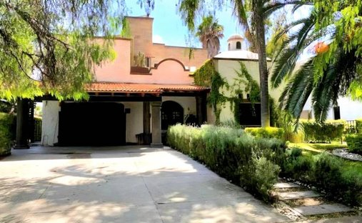 House in Corregidora Municipality, Querétaro, Mexico 1