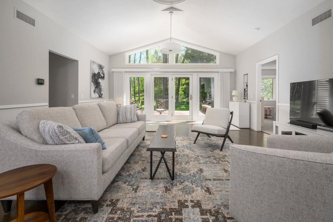House in Cross Plains, Wisconsin, United States 3 - 17904150