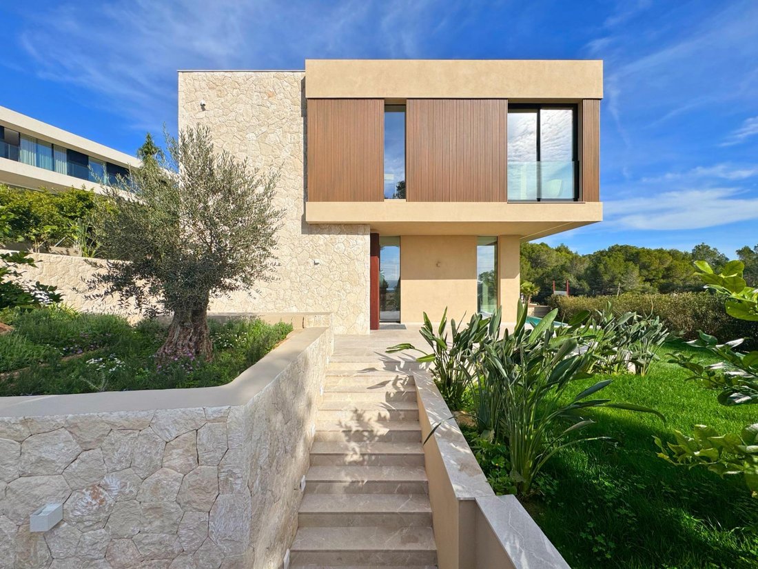 Villa in Costa d'en Blanes, Calvia, Balearic Islands 1 - 17905648