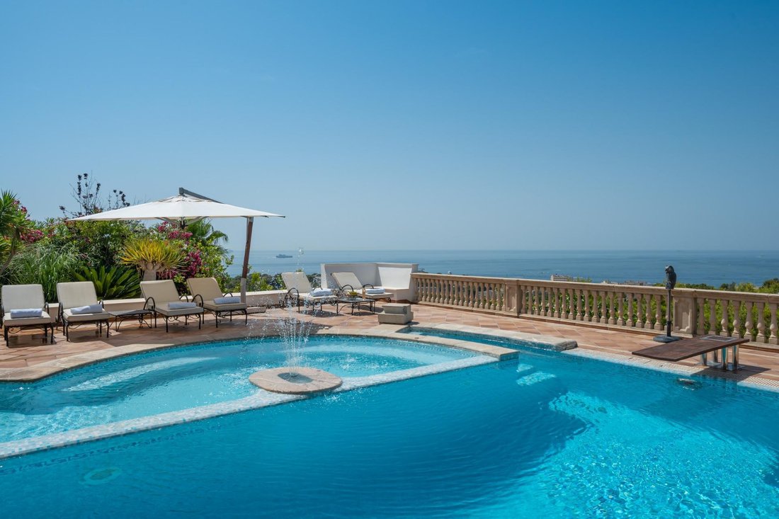 Villa in Costa d'en Blanes, Calvia, Balearic Islands 1 - 17905993