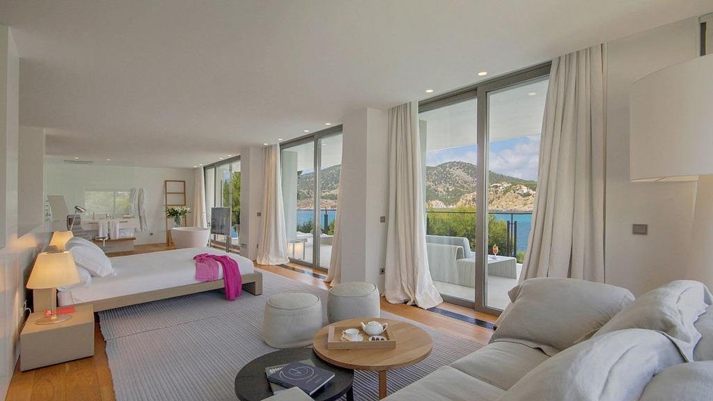 Villa in Camp de Mar, Mallorca, Andratx, Balearic Islands 3 - 17905090