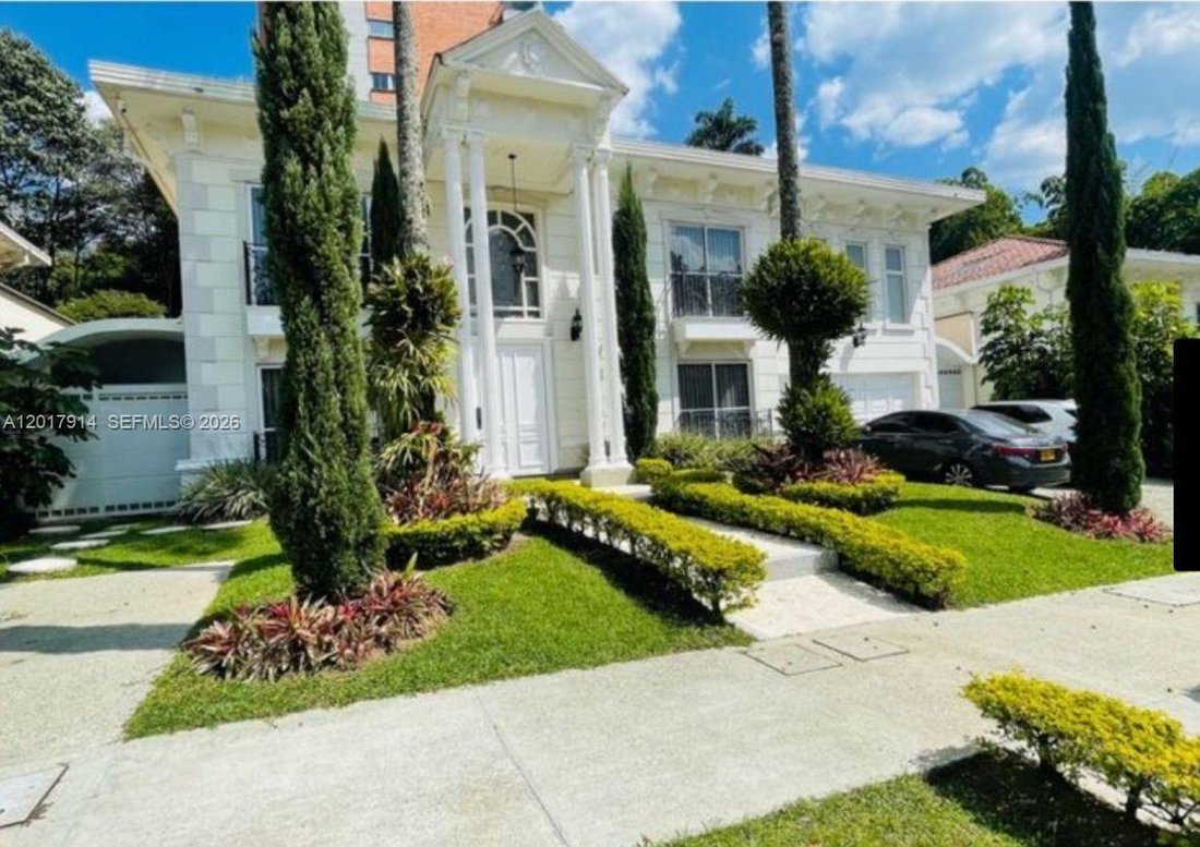 House in Envigado, Antioquia, Colombia 1 - 17904582