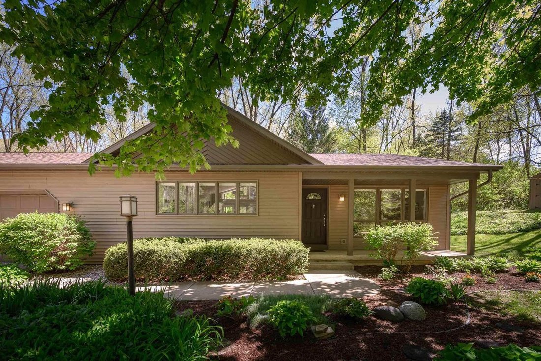 House in Cross Plains, Wisconsin, United States 1 - 17904150