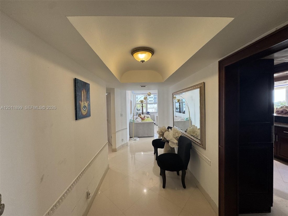 Appartement à Hallandale Beach, Floride, États-Unis 4 - 17832952