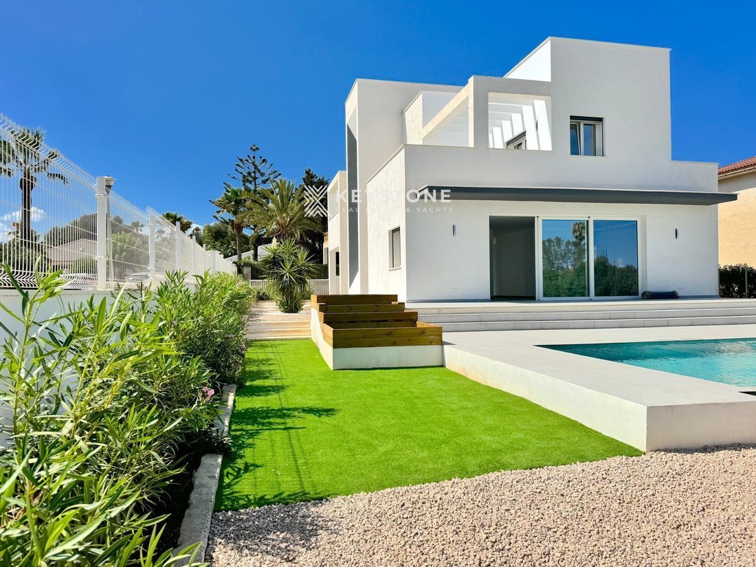 Chalet in Manacor, Balearic Islands, Spain 2 - 17904769