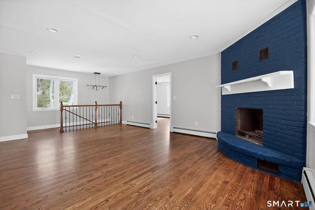 House in Guilford, Connecticut, United States 4 - 17904058