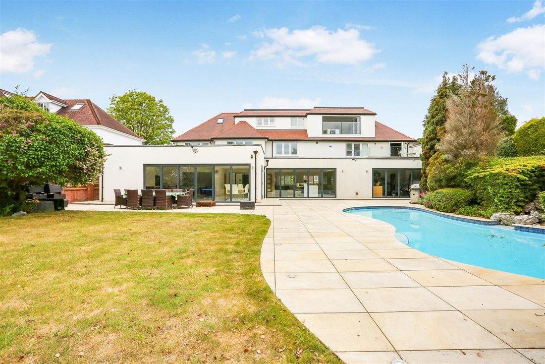 House in Cheam, London Borough of Sutton, England 2 - 17904443