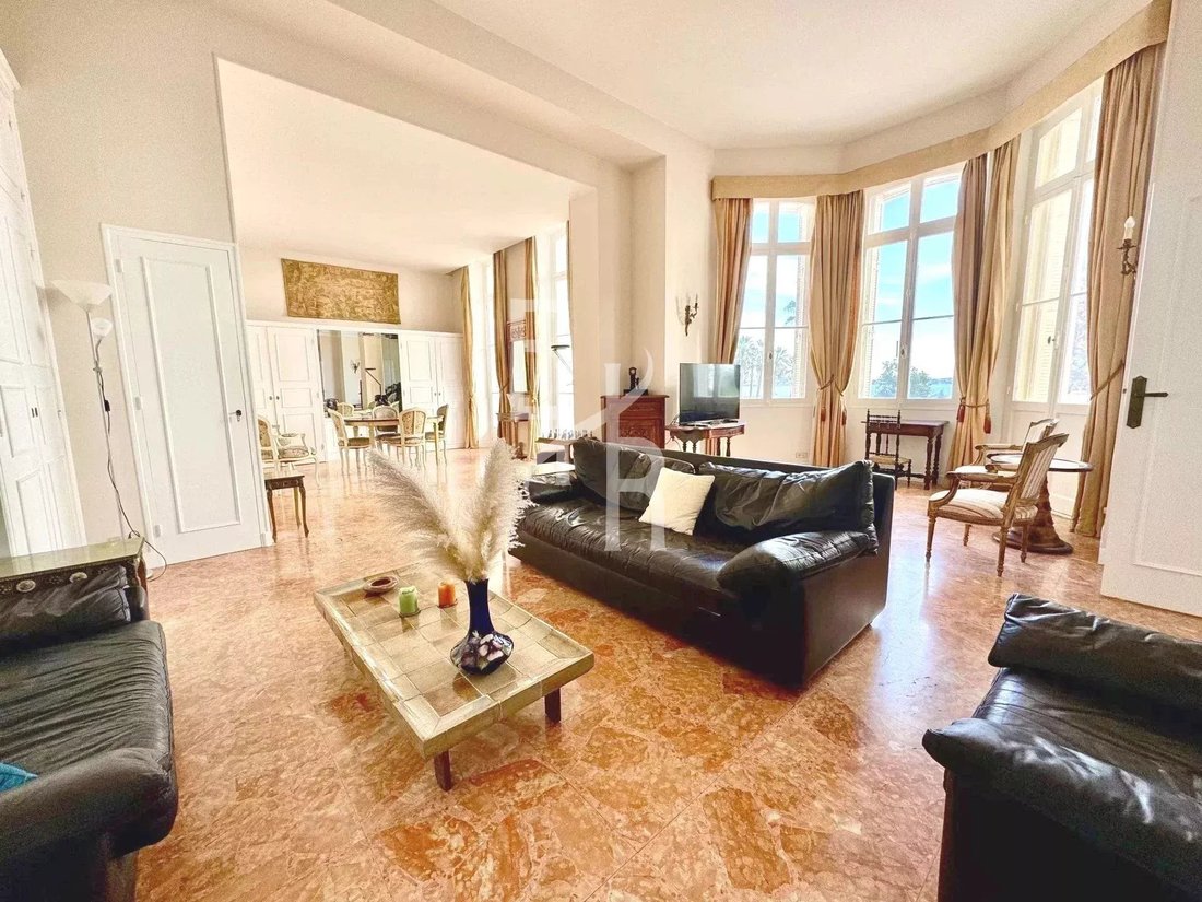 Apartment in Les Paluds-Lauvert, Vallauris, France 3 - 17904034