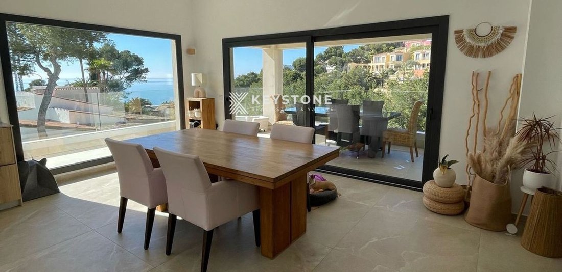 Villa in Costa de la Calma, Calvia, Balearic Islands 2 - 17906688