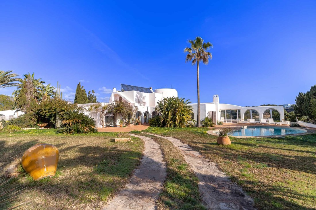 Villa in Cala d'Or, Santanyi, Balearic Islands 2 - 17904965
