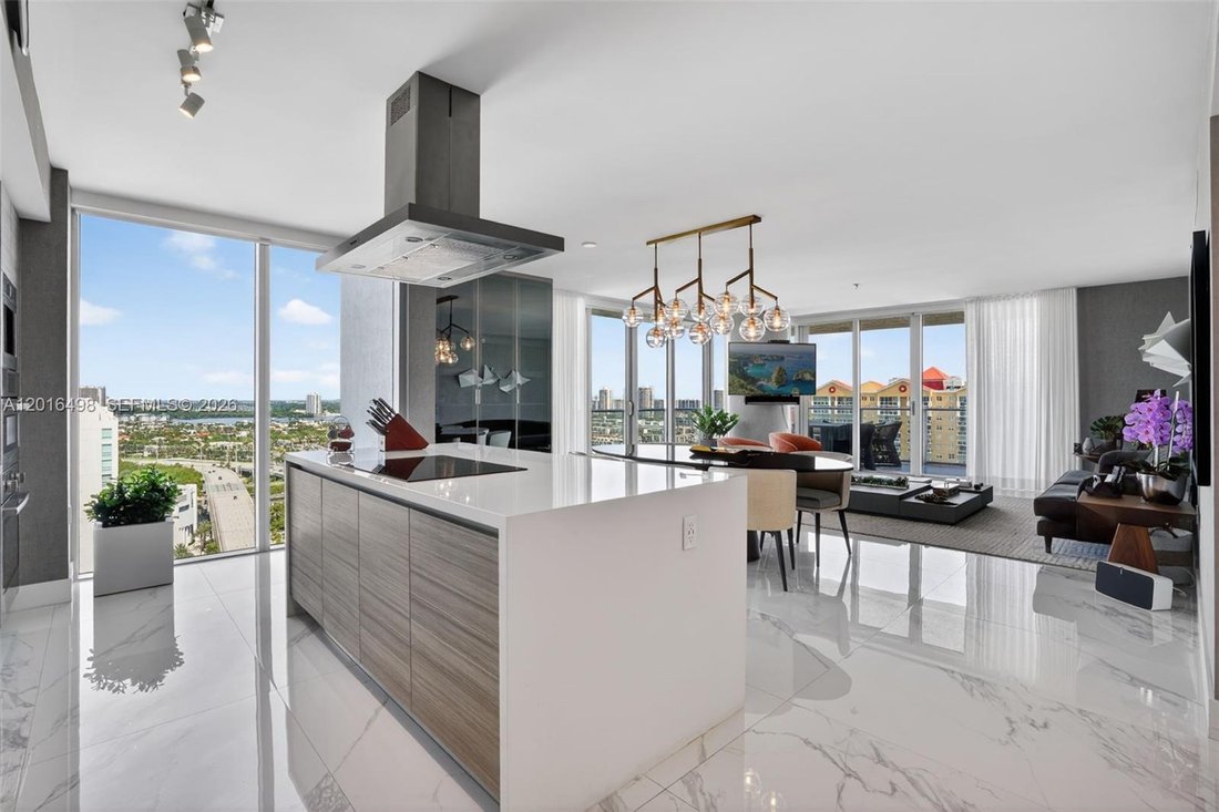 Condo in Sunny Isles Beach, Florida, United States 3 - 17904636