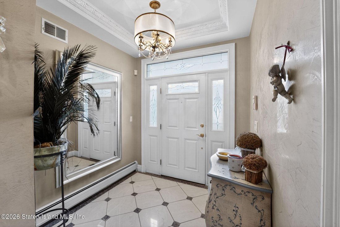 House in New York, New York, United States 4 - 17904061