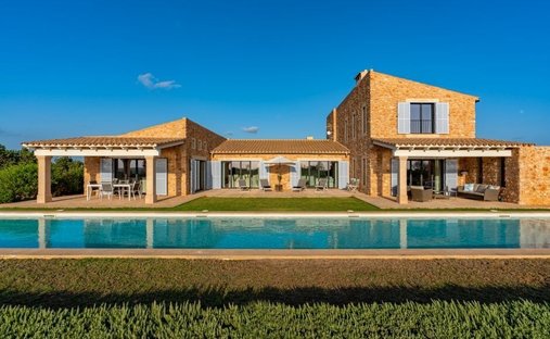Finca en Las Salinas, Islas Baleares, España 1