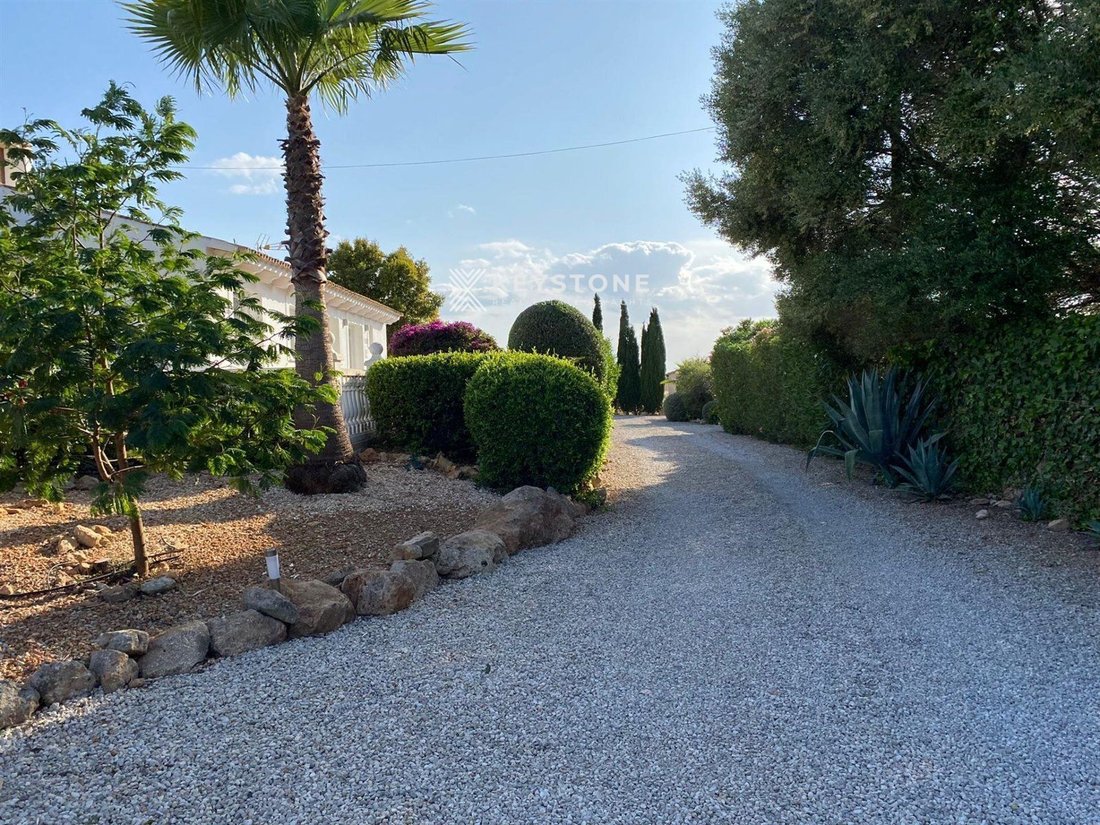 Finca in Llucmajor, Balearic Islands, Spain 3 - 17905760
