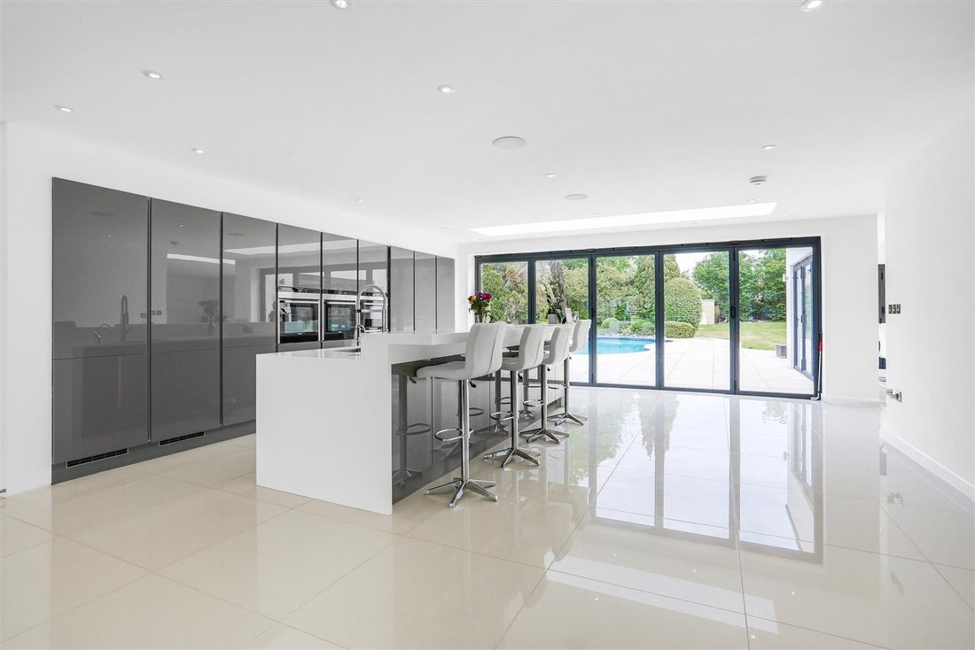 House in Cheam, London Borough of Sutton, England 4 - 17904443