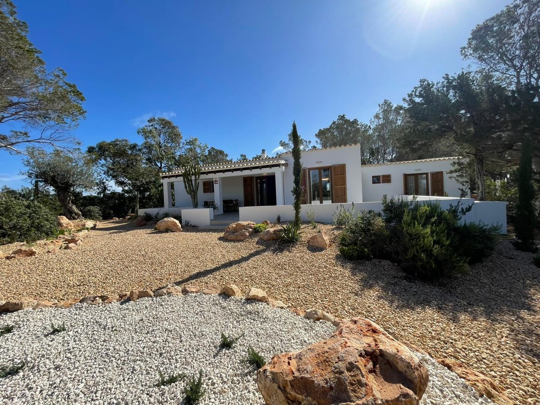 Villa in Formentera, Balearic Islands, Spain 1 - 17904936