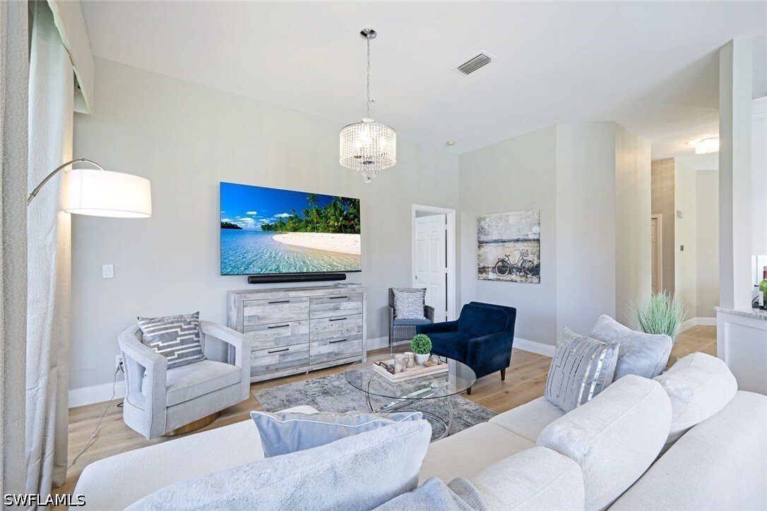 Condo in Naples, Florida, United States 3 - 17904111