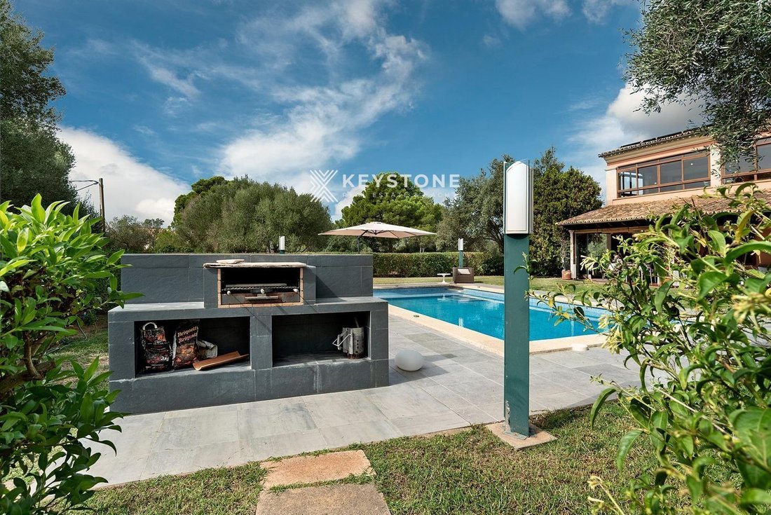 Chalet in Santa Maria del Cami, Balearic Islands, Spain 1 - 17905170