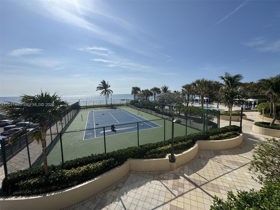 Appartement à Hallandale Beach, Floride, États-Unis 3 - 17832952