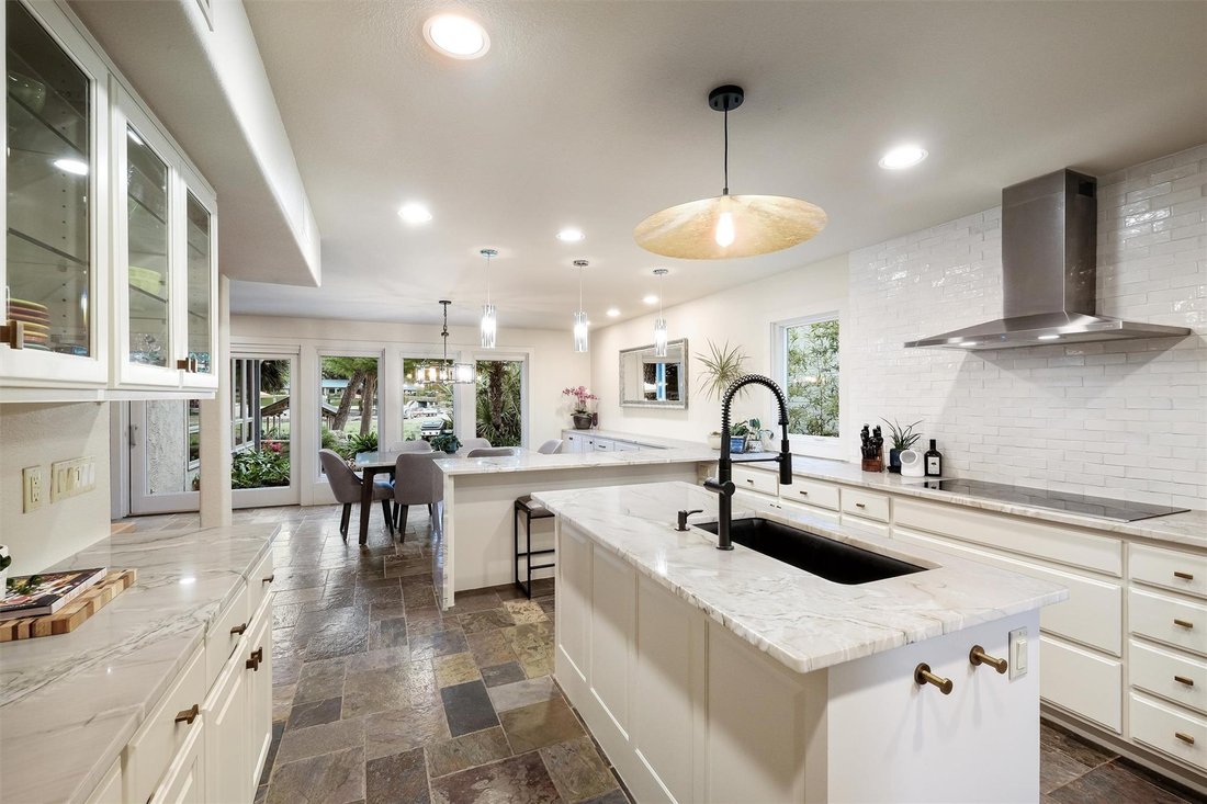 House in McQueeney, Texas, United States 4 - 17905033