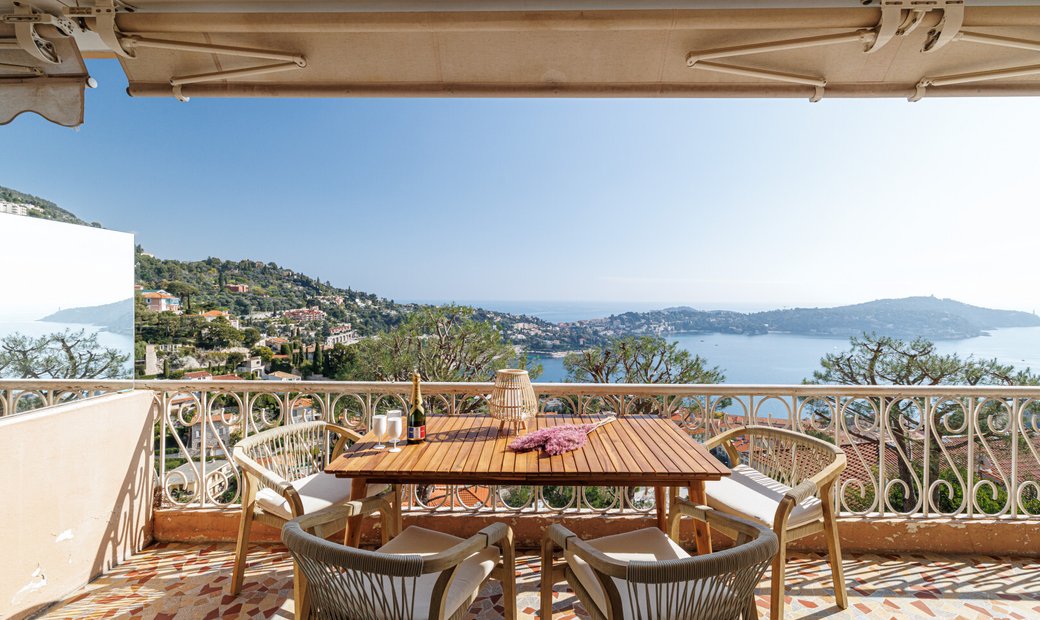 Villefranche Sur In Villefranche Sur Mer, Provence Alpes Côte D'azur ...