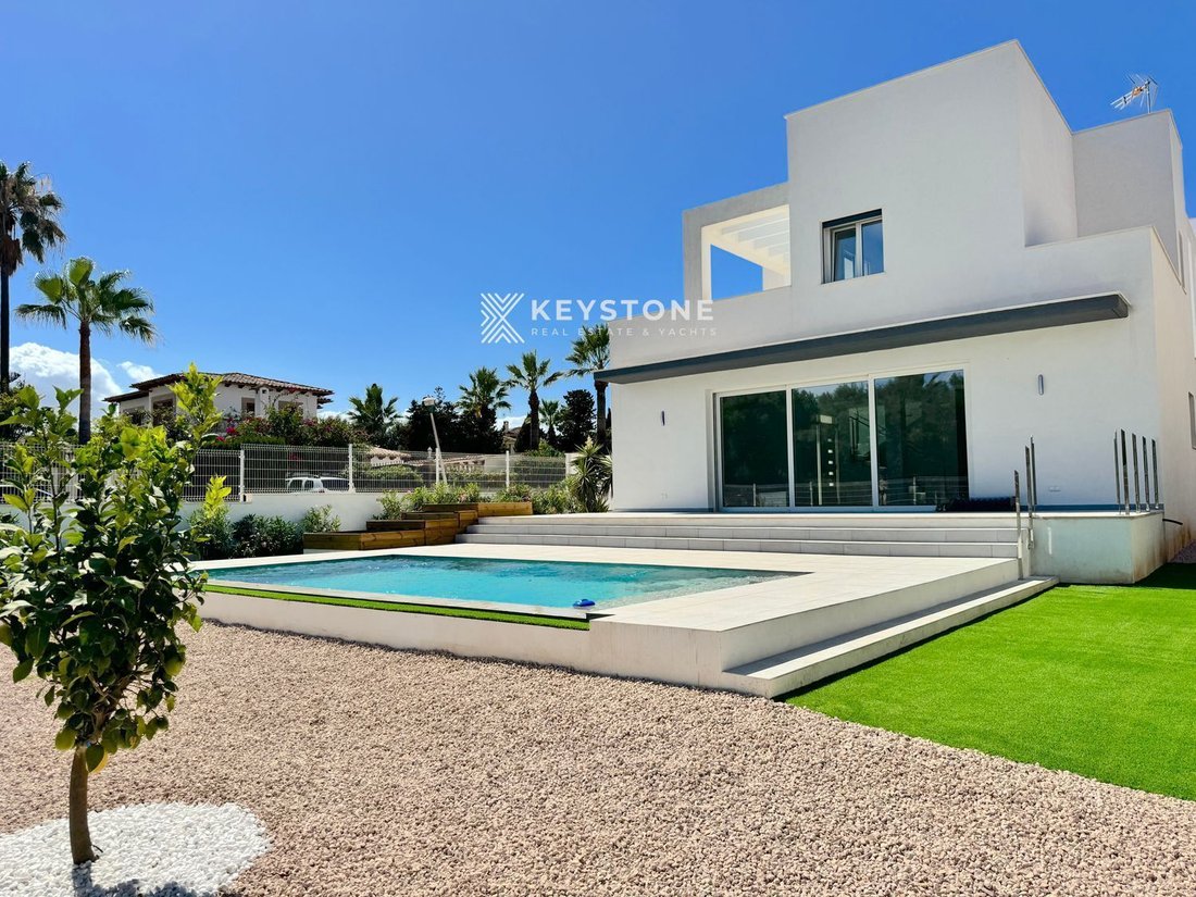 Chalet in Manacor, Balearic Islands, Spain 1 - 17904769