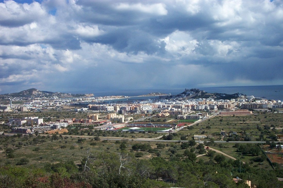 Land in Santa Eularia des Riu, Balearic Islands, Spain 1 - 17904366