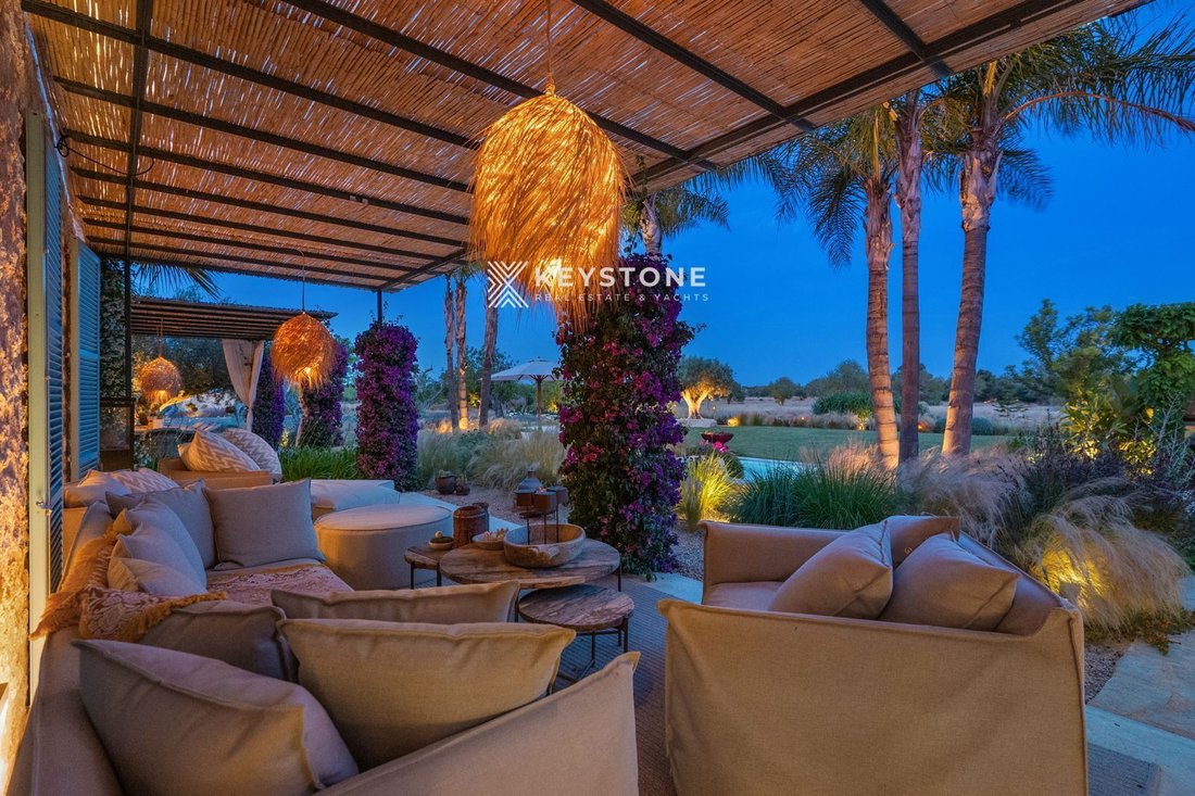Finca in Llucmajor, Balearic Islands, Spain 1 - 17905847