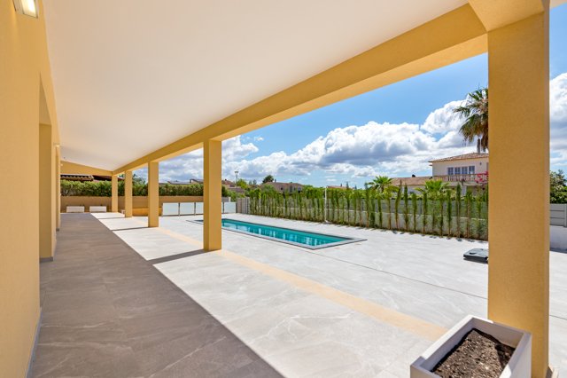 Bungalow in Campos, Balearic Islands, Spain 4 - 17904241