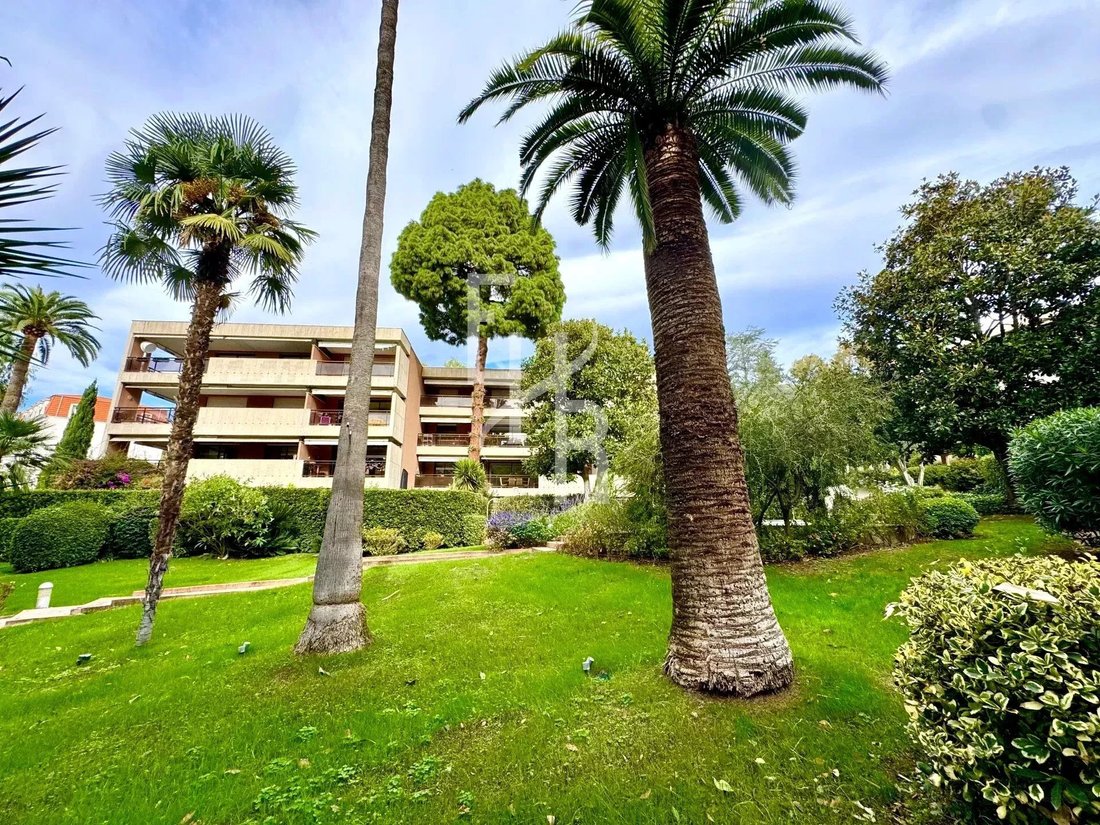 Apartment in La Californie, Cannes, France 2 - 17904133