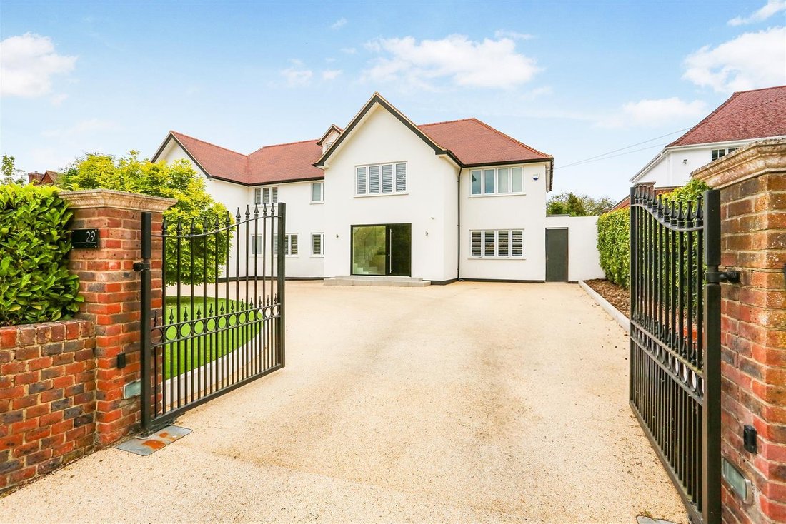 House in Cheam, London Borough of Sutton, England 5 - 17904443