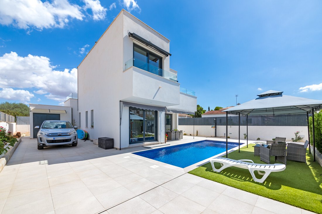 Chalet in Llucmajor, Balearic Islands, Spain 3 - 17905674