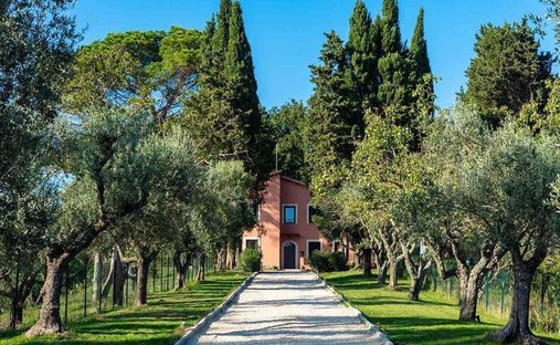 Villa in La Giustiniana, Rom, Italien 1