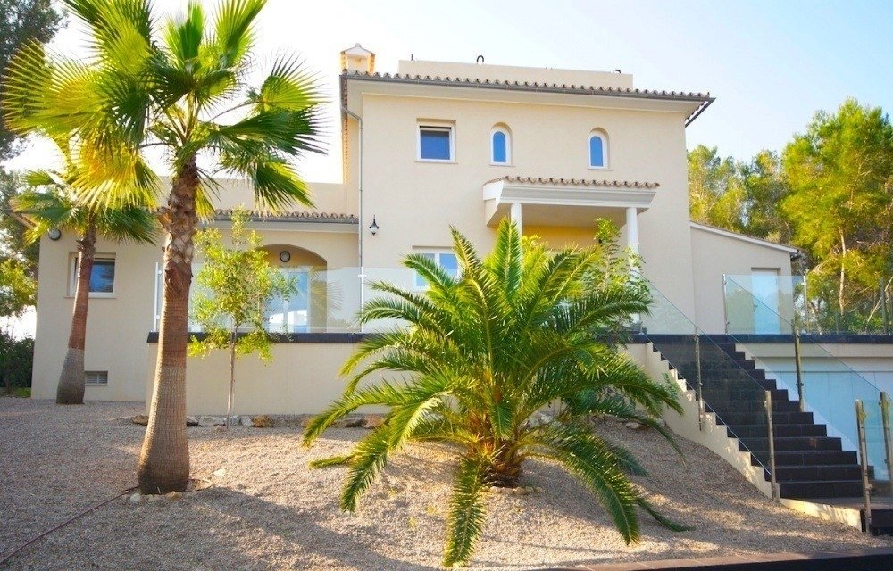 Villa in Sol de Mallorca, Calvia, Balearic Islands 1 - 17904522
