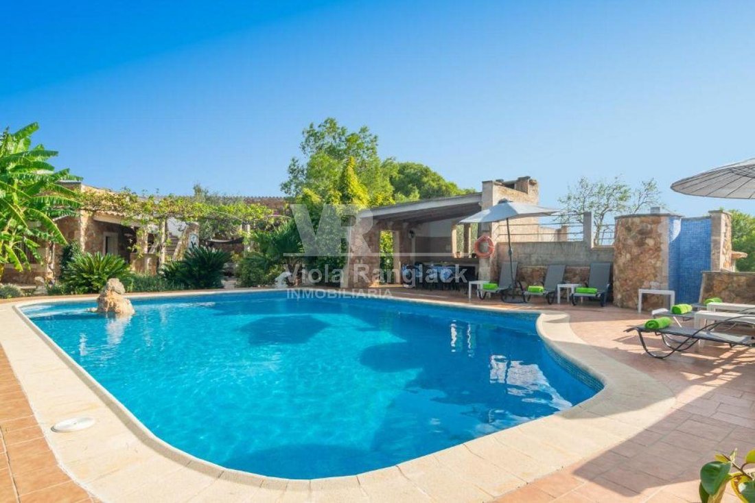Villa in Portocolom, Felanitx, Balearic Islands 1 - 17905429
