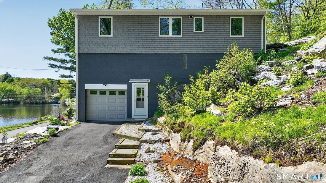 House in Guilford, Connecticut, United States 2 - 17904058