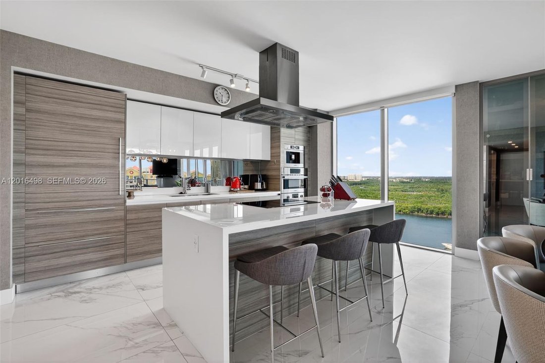 Condo in Sunny Isles Beach, Florida, United States 5 - 17904636
