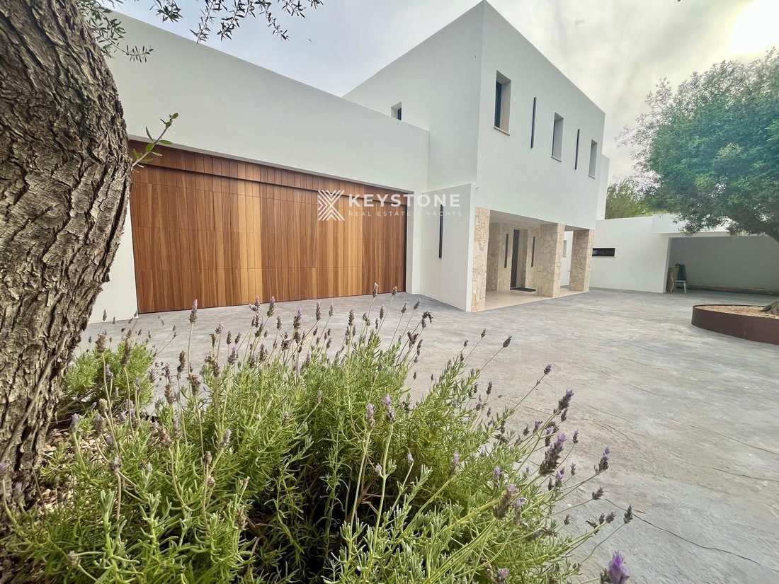 Villa in Rotes Velles, Calvia, Balearic Islands 1 - 17906439