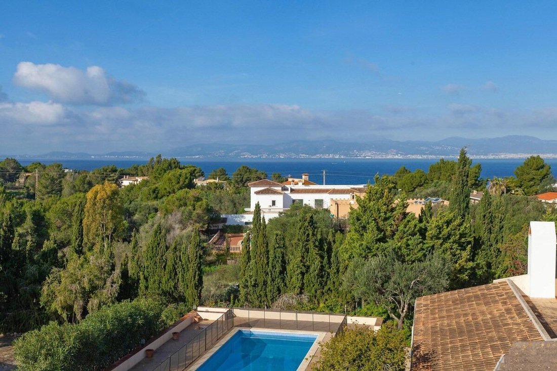 Villa in Llucmajor, Balearic Islands, Spain 1 - 17906507