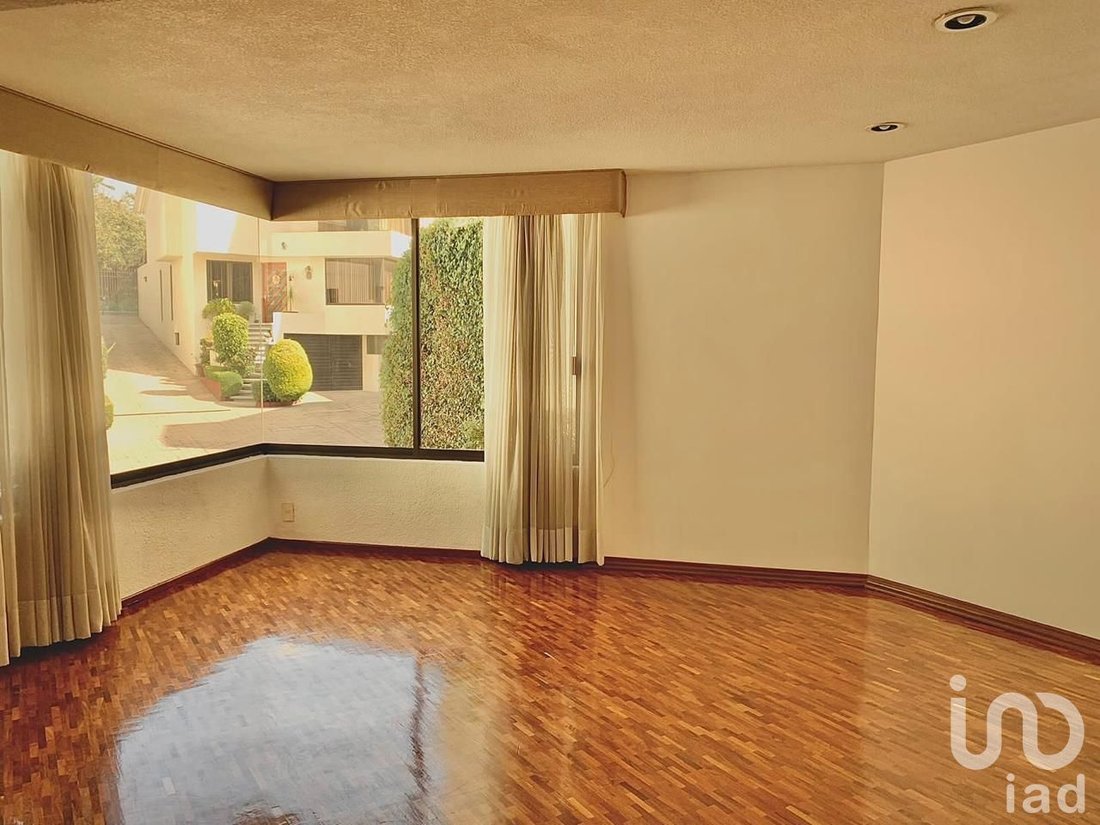 House in Mexico City, Mexico 3 - 17906622