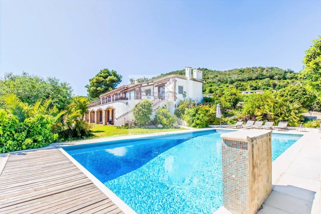 Villa in Cannes, Provence-Alpes-Côte d'Azur, France 5 - 17904050