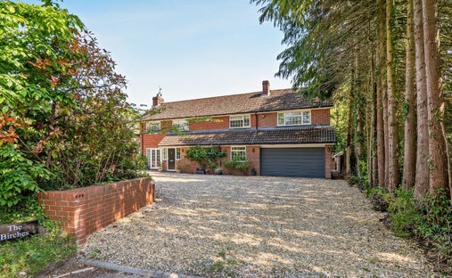 Casa a Upper Basildon, Inghilterra 1