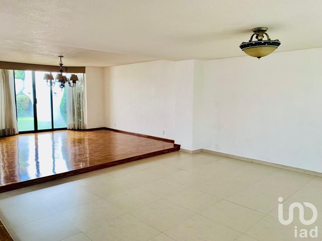 House in Mexico City, Mexico 5 - 17906622