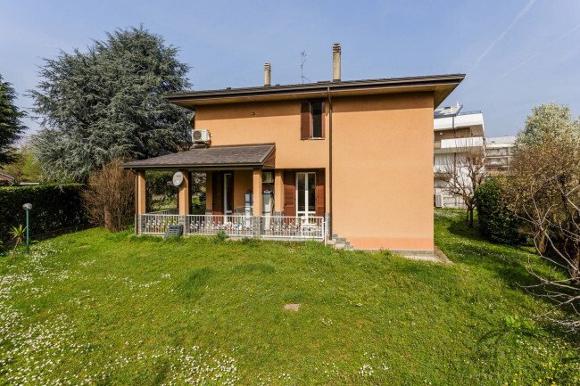 Apartment in Arese, Lombardy, Italy 1 - 17904576