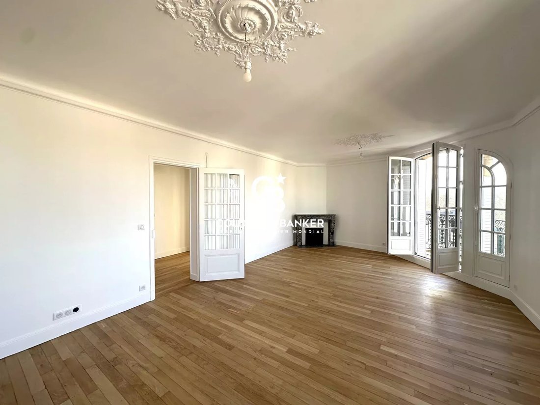 Apartment in Le Vésinet, Ile-de-France, France 3 - 17904083